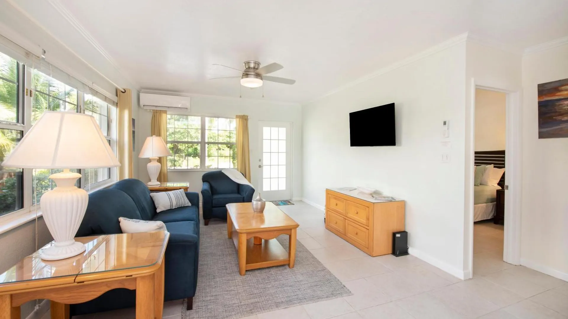 Snug Harbour View Condo #6 George Town 0*,  Caymanöarna